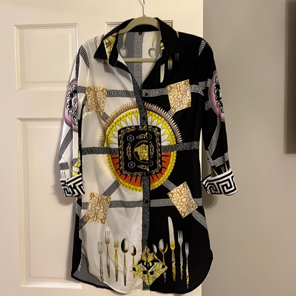 Greek Key Medusa shirt dress or beach cover medium large black & white multi